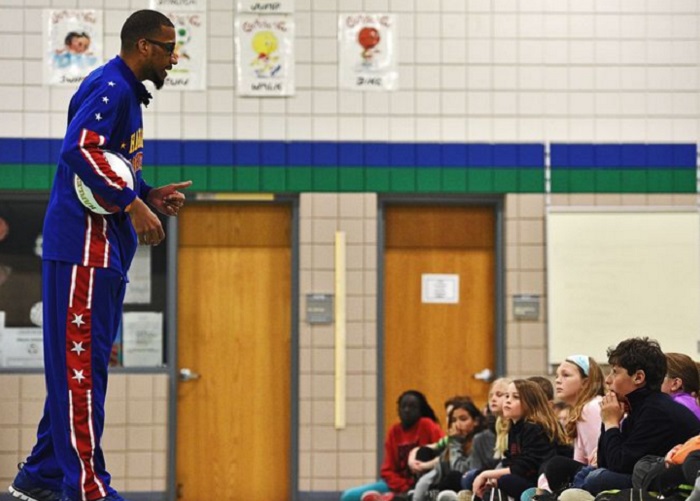 BULLYING_Harlem Globetrotters01