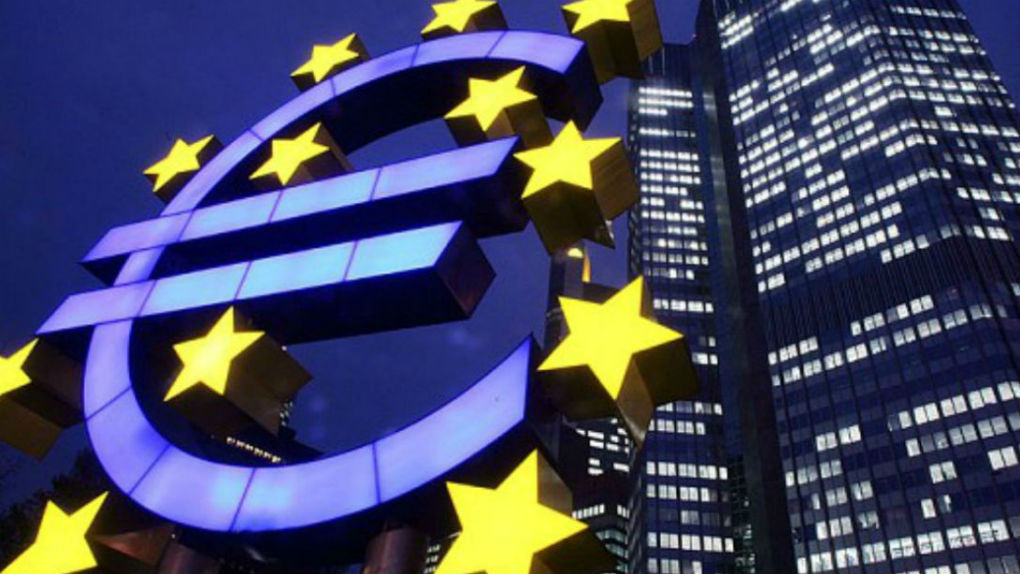 Για πρώτη φορά μείωση του μέσου επιτοκίου δανεισμού της ευρωζώνης κάτω του 2%