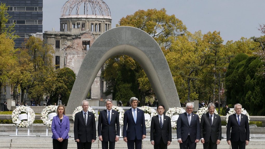 Υπέρ «ενός κόσμου χωρίς πυρηνικά όπλα» τάχθηκε ο Τζον Κέρι στη Χιροσίμα