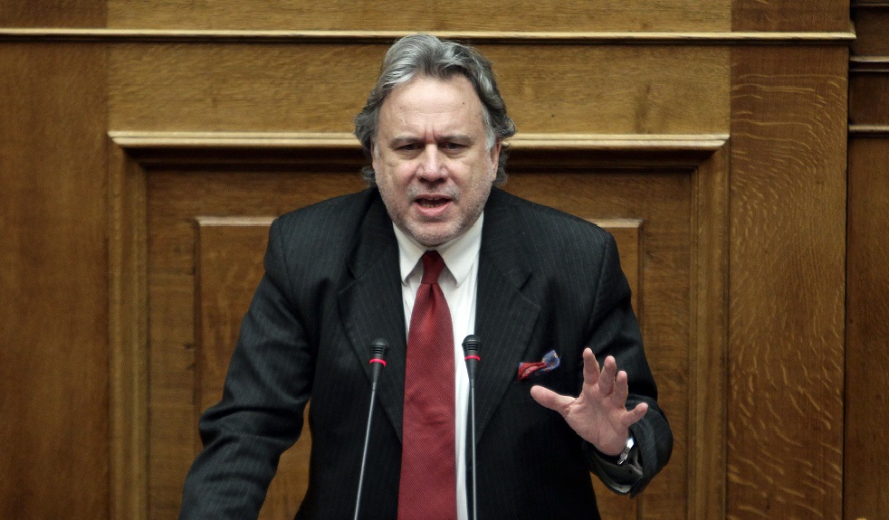 Κατρούγκαλος: Η επαναφορά των συλλογικών συμβάσεων στόχος στις διαπραγματεύσεις