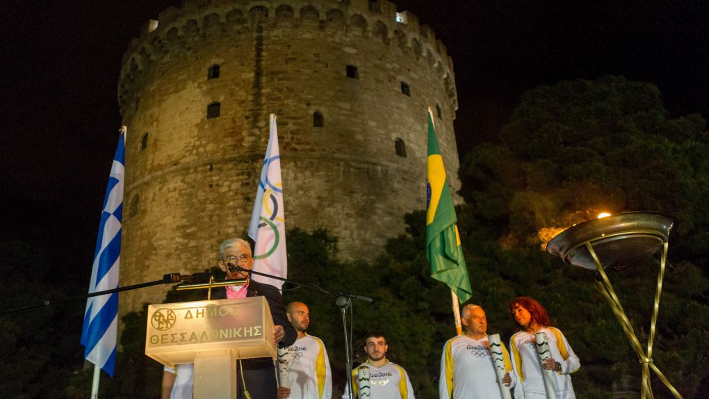 Στη Θεσσαλονίκη η Ολυμπιακή Φλόγα – Την Κυριακή οδεύει για Σέρρες