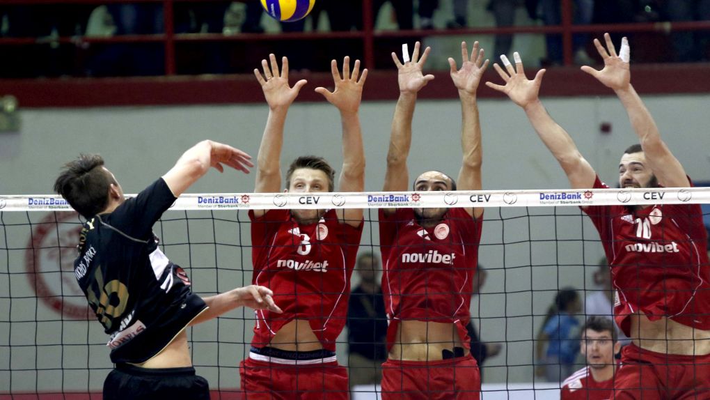 Μια ανάσα από τον τελικό ο ΠΑΟΚ, 3-2 τον Ολυμπιακό