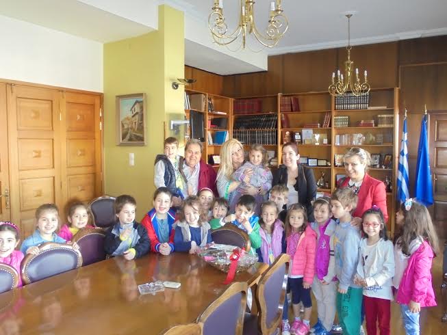 Βόλος: Πρωτοβουλία συγκέντρωσης αγαθών για πρόσφυγες και απόρους από την Αντιπεριφέρεια