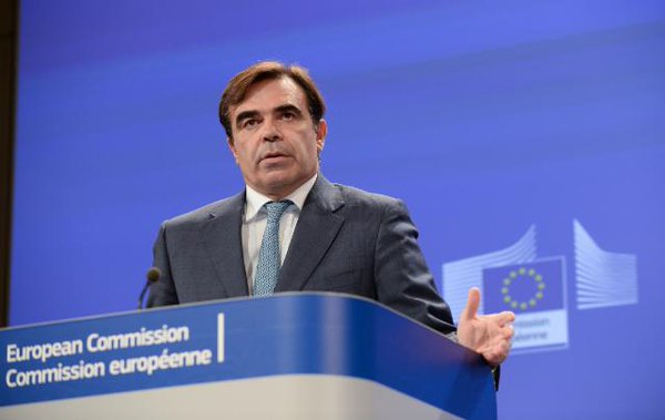 Άγνωστο αν θα συνεδριάσει το Eurogroup την Μ. Πέμπτη – Ο Ντάισελμπλουμ θα το αποφασίσει (video)