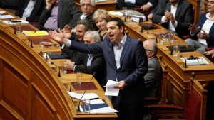tsipras-vouli_antiparathesi
