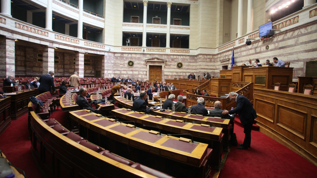 Υπερψηφίστηκε επί της αρχής το ασφαλιστικό – Η συζήτηση επί των άρθρων την Πέμπτη του Πάσχα