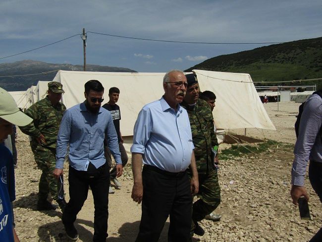 Ήπειρος: Κλείσιμο του καταυλισμού στον Κατσικά ανακοίνωσε ο Δ. Βίτσας