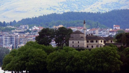 Ιωάννινα: Δημοφιλής προορισμός τα Ιωάννινα για το Πάσχα