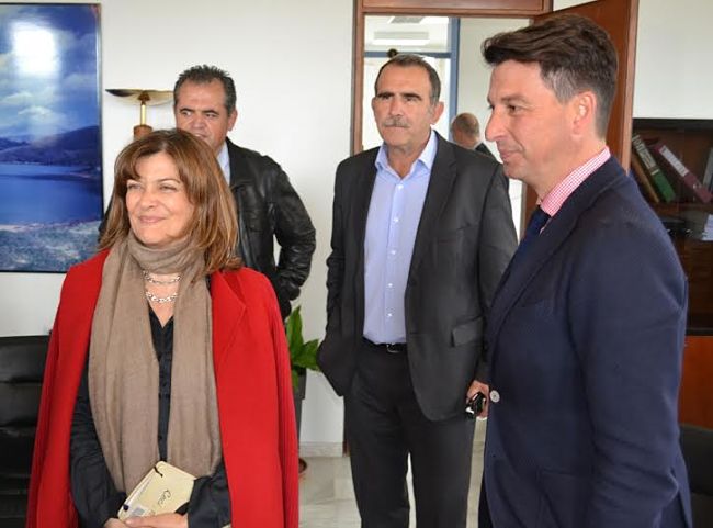 Φιλιππιάδα: Ράνια Αντωνοπούλου: 2.500 θέσεις εργασίας στα Κέντρα Φιλοξενίας