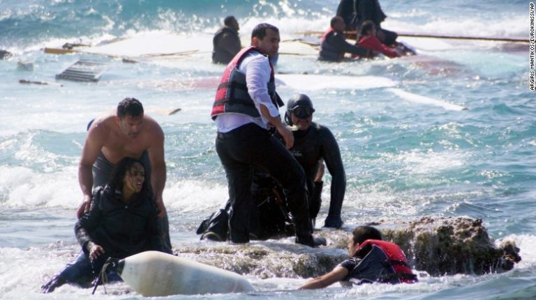 Νέο ναυάγιο με 590 μετανάστες ανοικτά της Λιβύης