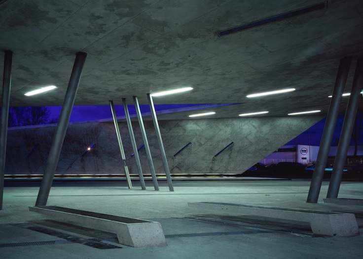 Hoenheim Nord Terminus and Car Park, Zaha Hadid, Strasvourgo, Gallia, 1998-2001