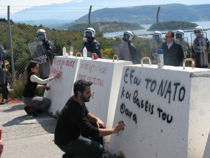 Χανιά: Και οι Οικοδόμοι του Ηρακλείου στην κινητοποίηση στη Βάση της Σούδας