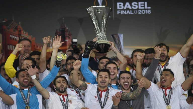 Τρία στα τρία σερί τρόπαια η Σεβίλη, 3-1 την Λίβερπουλ (video)