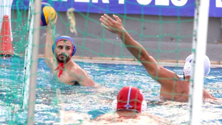 Ο Ολυμπιακός απέχει μια νίκη από τον τίτλο στο πόλο