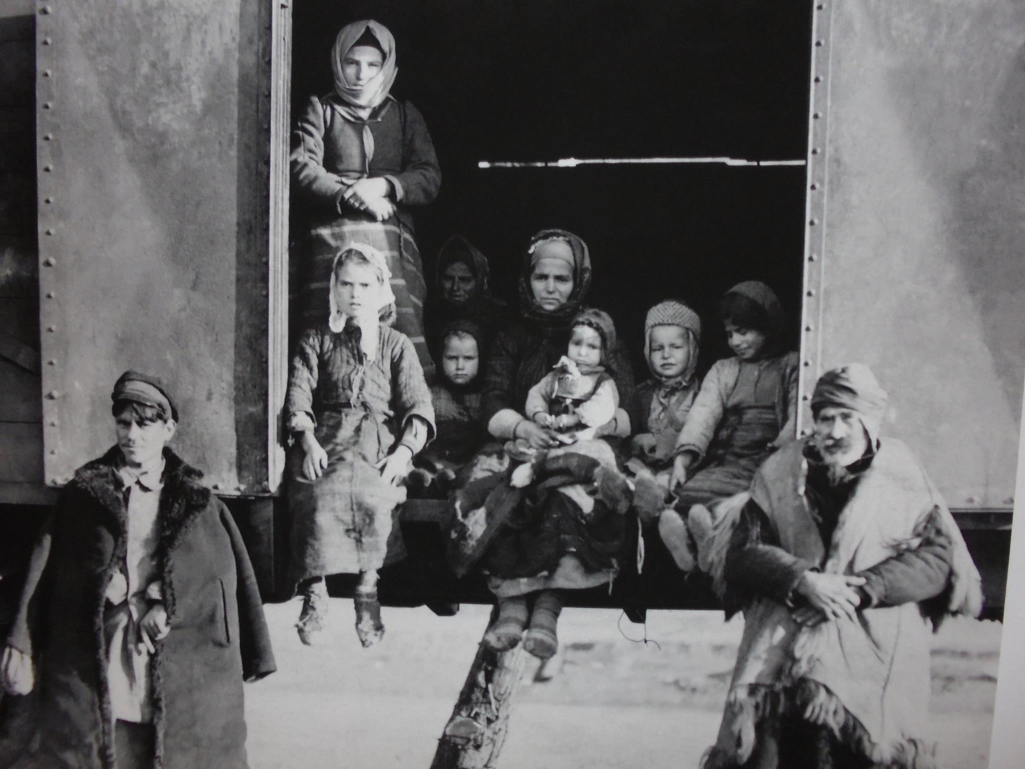 WAR AND PEACE IN THE BALKANS (6)