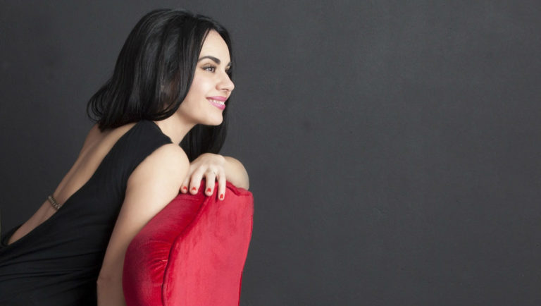 «Women+One»: Η Ζωή Τηγανούρια σε μια παράσταση με θηλυκό πρόσημο!