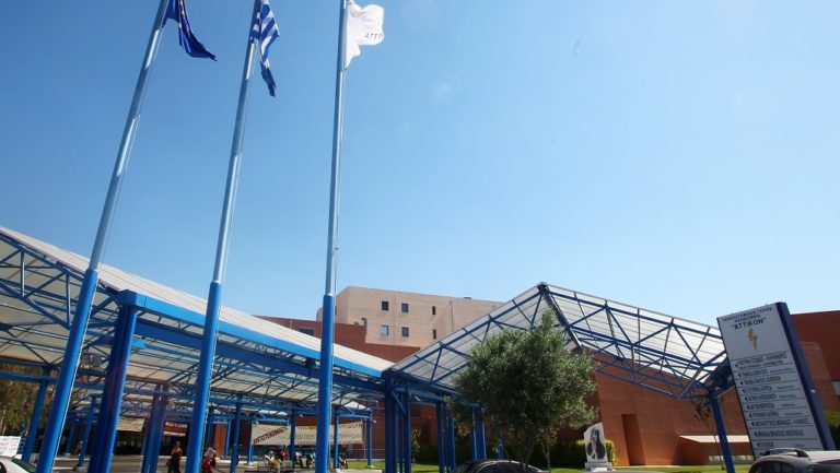 Στο νοσοκομείο 80 μετανάστες με οξεία τροφική δηλητηρίαση