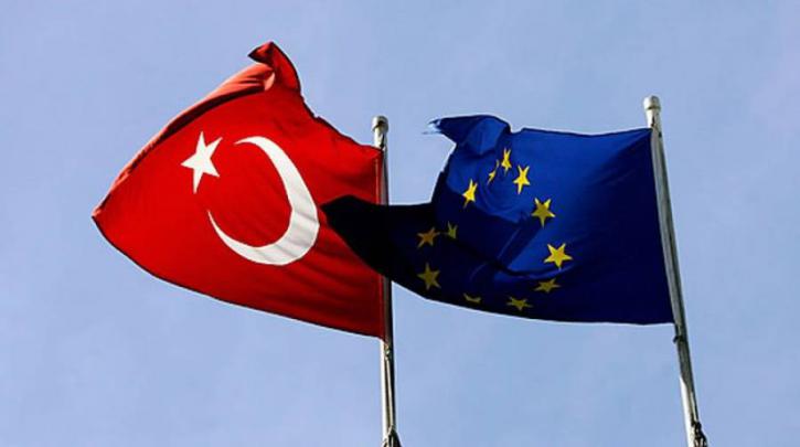 Κομισιόν: «Πράσινο φως» για την κατάργηση της βίζας για τους Τούρκους πολίτες που ταξιδεύουν στις χώρες Σένγκεν
