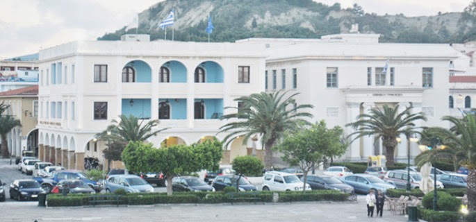 Ζάκυνθος-Δήμος: Κυρώσεις για παράνομη κατάληψη κοινόχρηστων χώρων