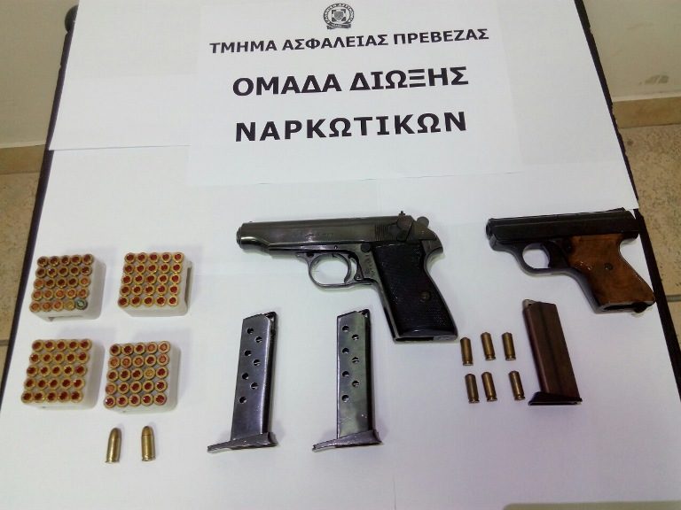 Πρέβεζα: Συνελήφθη 82χρονος με όπλα