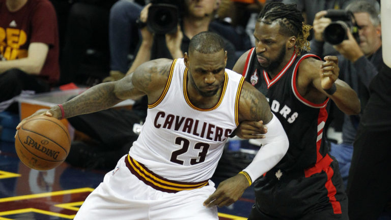 Εύκολη νίκη για τους Cavaliers απέναντι στους Raptors