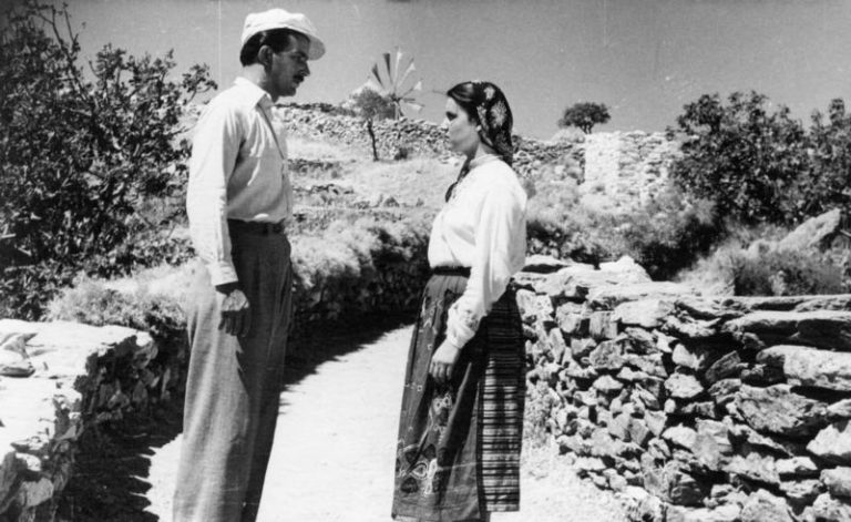 ΜΑΥΡΗ ΓΗ (Α΄ Βραβείο καλύτερης ταινίας 1952)