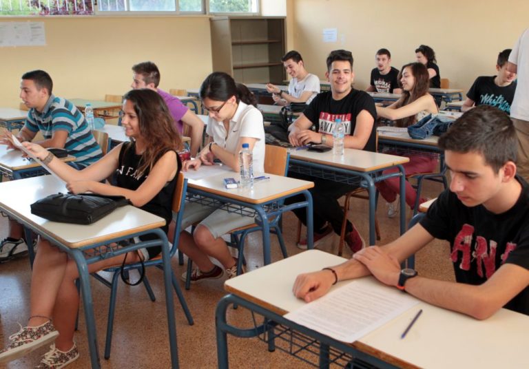 Γ. Βαφειαδάκης: “Οι Πανελλαδικές Εξετάσεις είναι ένας αδιάβλητος και αξιόπιστος θεσμός” (audio)
