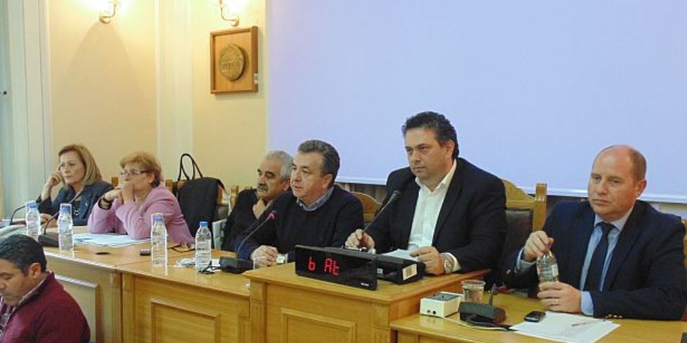 Έκτακτο περιφερειακό συμβούλιο για τη δακοκτονία