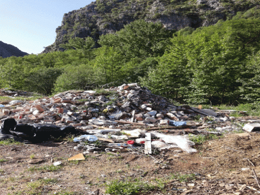 Ρύπανση του  ποταμού Πάμισου στο Μουζάκι  καταγγέλλει η Περιβαλλοντική και Οικολογική Παρέμβαση
