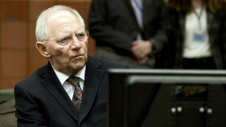 Εκπρόσωπος Σόιμπλε: Στο Eurogroup οι αποφάσεις για πρόγραμμα και ΔΝΤ – Γνωστές οι θέσεις του Βερολίνου