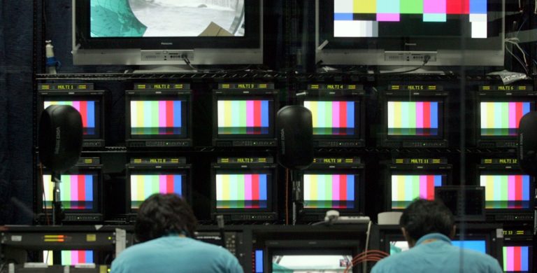 Ως τις 4 Ιουλίου οι αιτήσεις για τις άδειες τηλεοπτικών σταθμών (video)