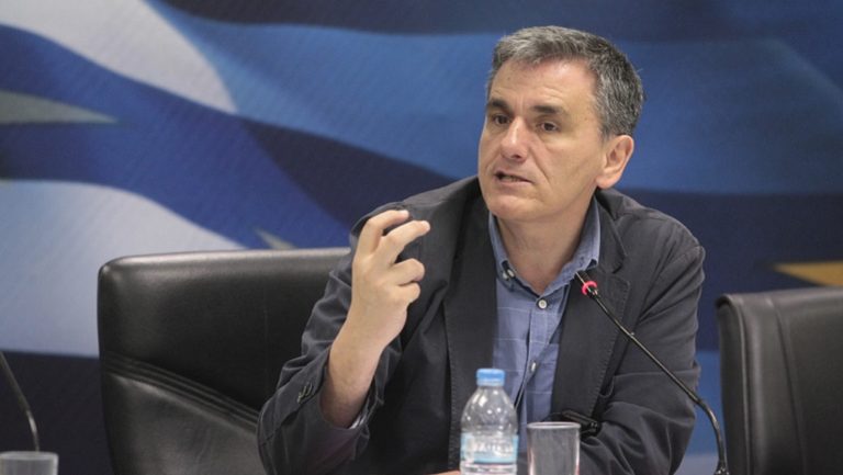 Τσακαλώτος στο Έθνος της Κυριακής: Δημιουργείται ο καθαρός «διάδρομος» για έξοδο από την κρίση