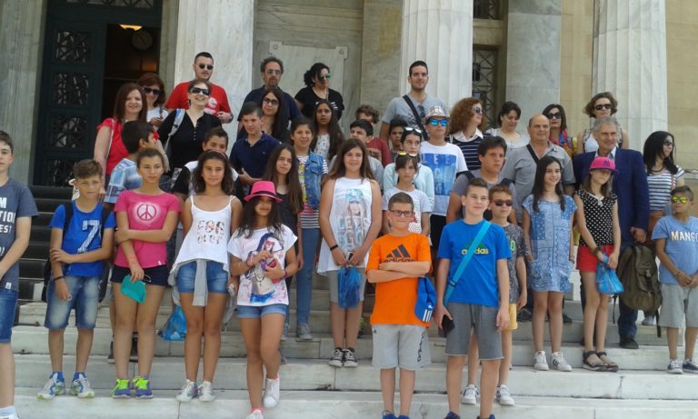 Σάμος: Συναντήθηκαν με το Βουλευτή Σάμου στη Βουλή των Ελλήνων μαθητές , γονείς και δάσκαλοι της Πορφυριάδας Σχολής