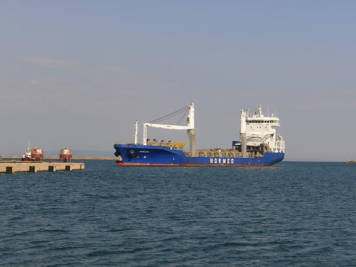 Aλεξανδρούπολη: Έφτασε στο λιμάνι  το πρώτο πλοίο με υλικά για τον TAP