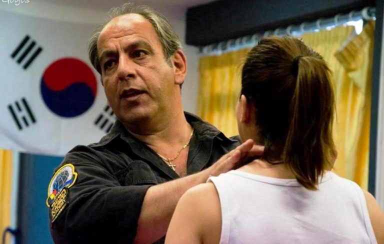 Δράμα: Πρόσκληση σε Μαθήματα Γυναικείας Αυτοάμυνας