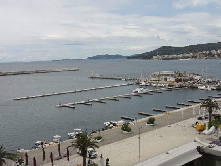 Καβάλα: Εγκαίνια των πλωτών εξεδρών