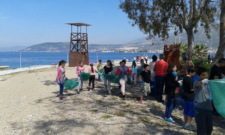 Βόλος: Εθελοντική προσπάθεια καθαρισμού των ακτών από μαθητές