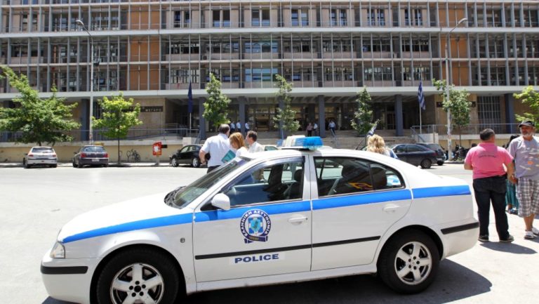 Προθεσμία για την Τρίτη πήρε ο 14χρονος που σκότωσε τον φίλο του στη Θεσσαλονίκη