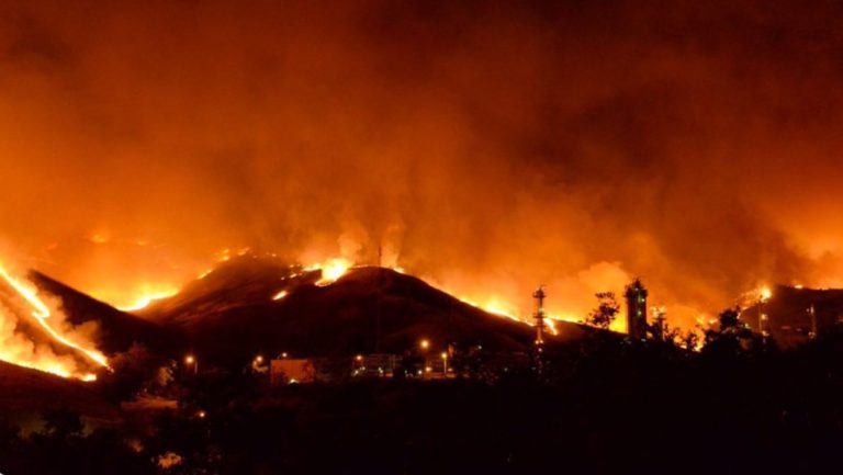 Τεράστιες πυρκαγιές σε Καλιφόρνια και Νέο Μεξικό