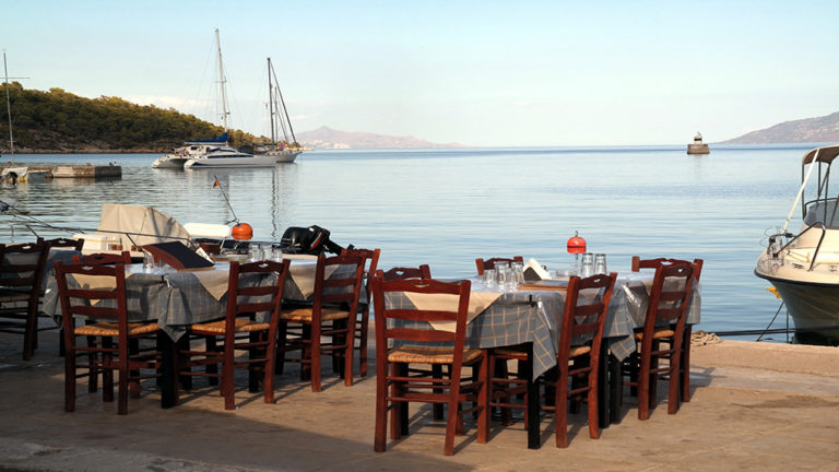 Διαιτητική Απόφαση για τους όρους αμοιβής και εργασίας του προσωπικού στα Επισιτιστικά  Επαγγέλματα