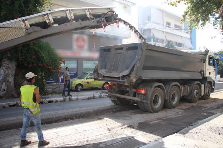 Χανιά: Αυτοψία Τ. Βάμβουκα στο έργο οδοποιίας στην Λ. Ηρακλείου