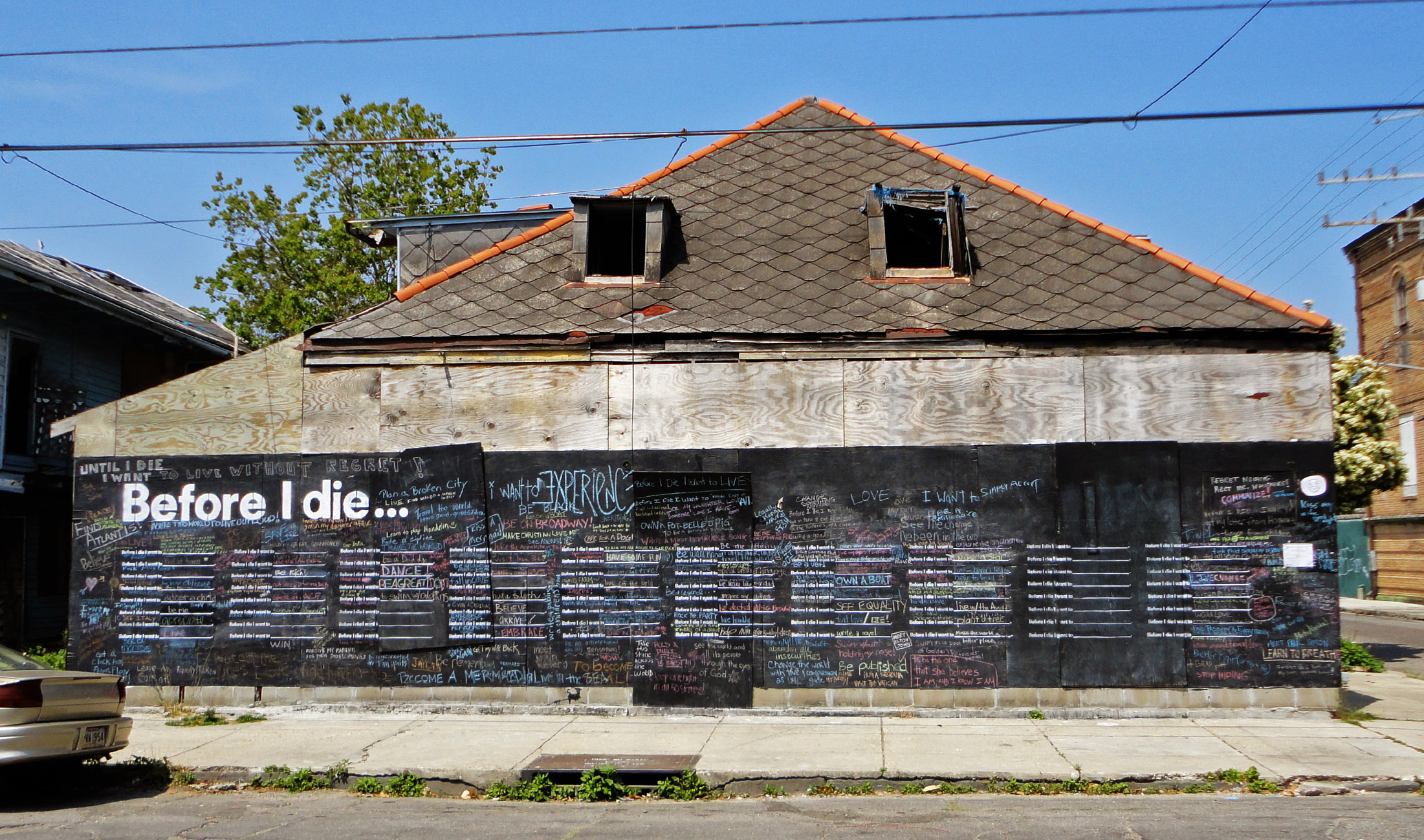 BID New Orleans house front filled photo by Candy Chang_p