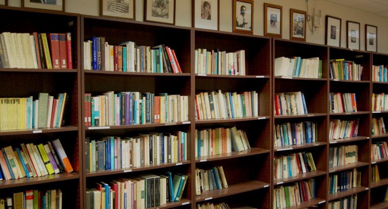 Φλώρινα: Δωρεά βιβλίων στη βιβλιοθήκη του συλλόγου “Ο ΑΡΙΣΤΟΤΕΛΗΣ”