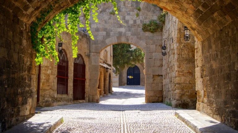 Μεγάλη απήχηση της καμπάνιας της Ρόδου στο Discovergreece.com