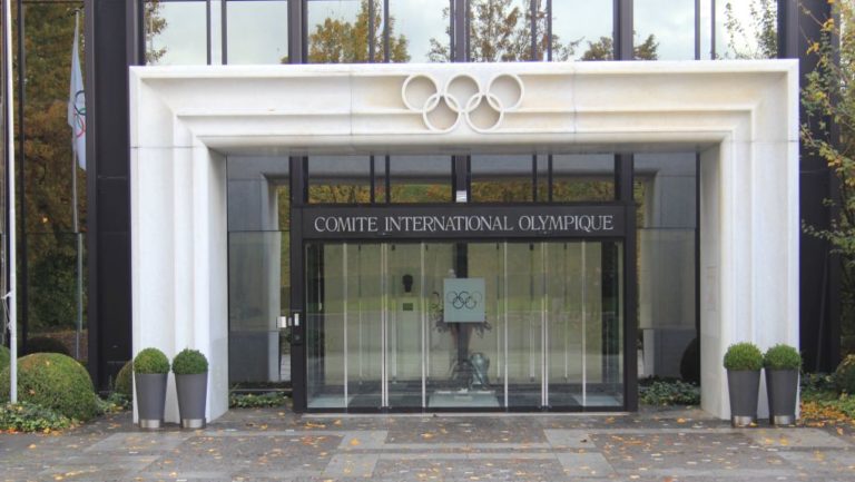 H ΔΟΕ στηρίζει την IAAF στον αποκλεισμό του ρωσικού στίβου