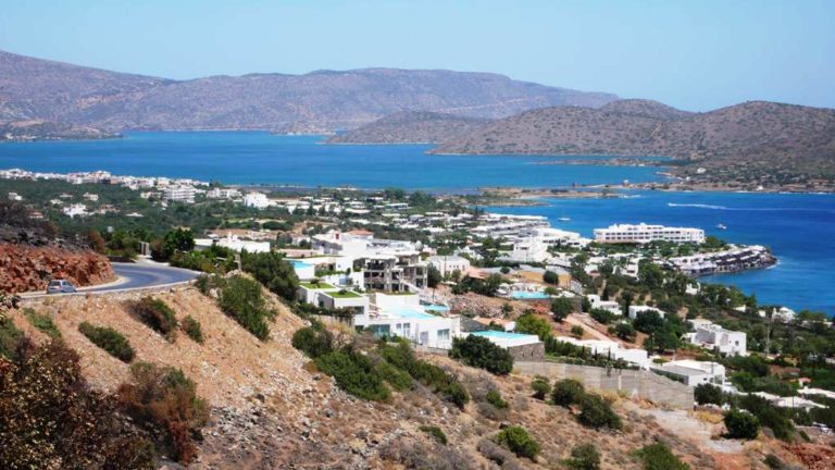 Διάβρωση της ακτογραμμής στην Ελούντα