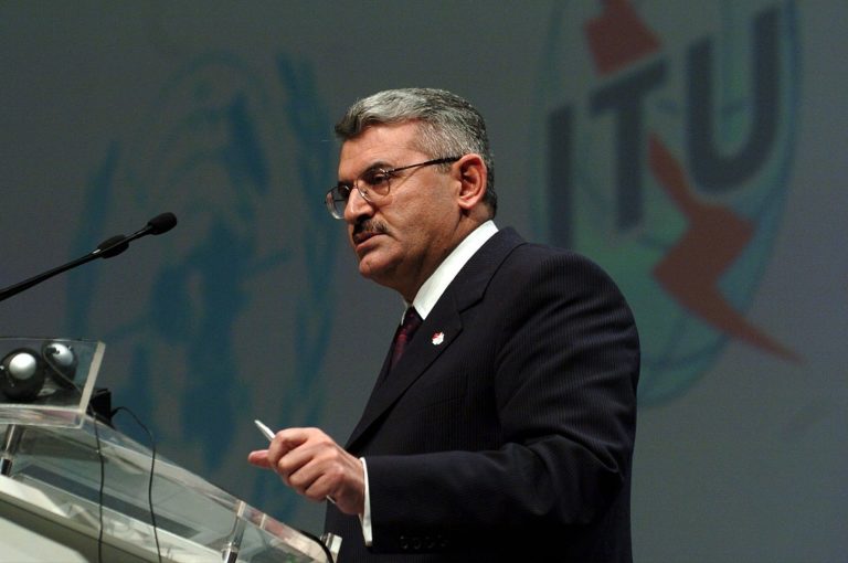 Εκλογές βλέπει ο Τούρκος πρωθυπουργός  αν δεν περάσουν  οι συνταγματικές αλλαγές