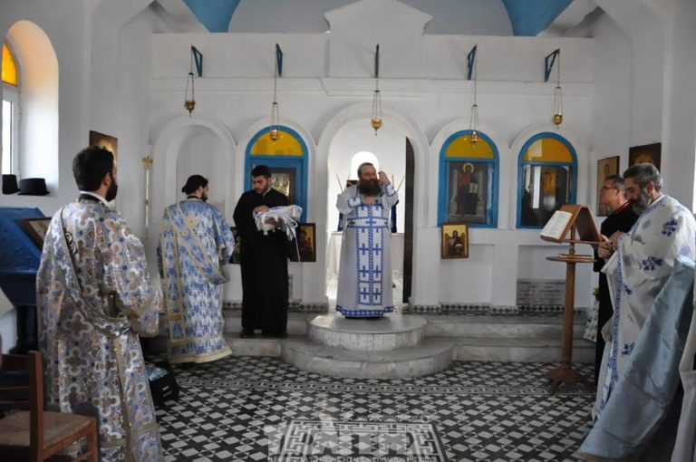 Λειτουργία στην Παναγιά Οινουσσών από Μητροπολίτη Χίου