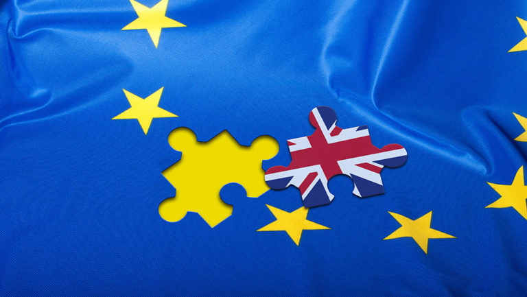 Η ώρα της μεγάλης απόφασης των Βρετανών – Brexit ή Bremain; (video)
