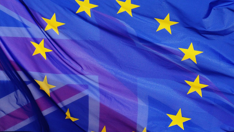 Μ. Γκλεζάκος: “Δεν θα χαθεί η Ευρώπη, αν αποχωρήσει η Βρετανία από την ΕΕ” (audio)